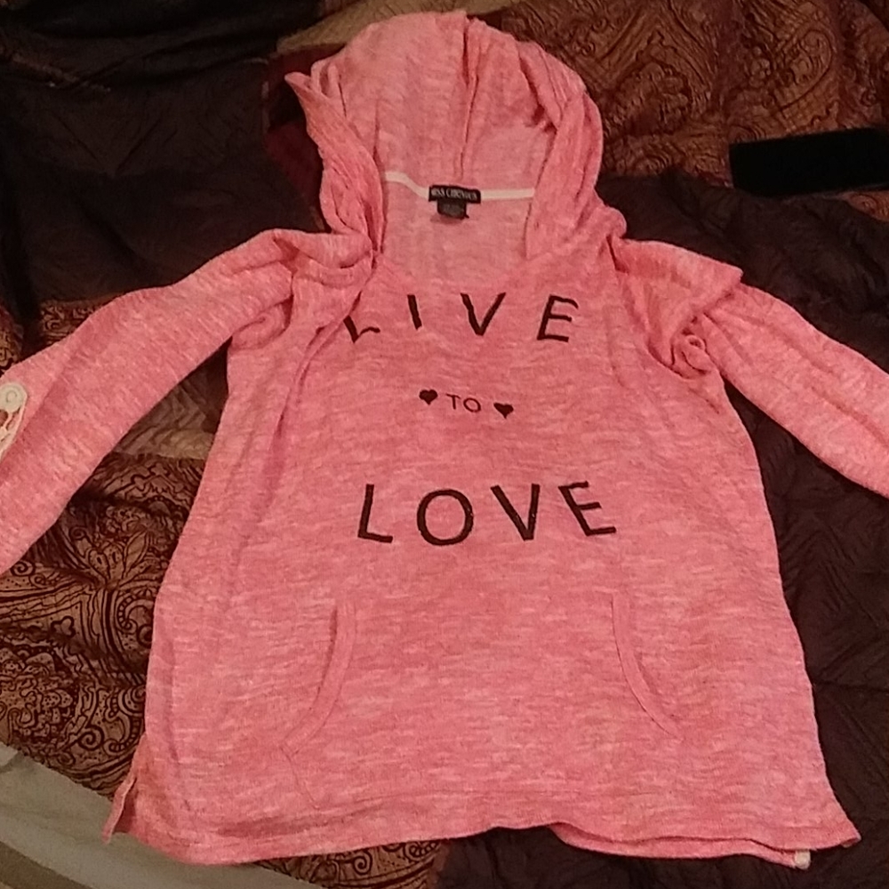Hooded shirt